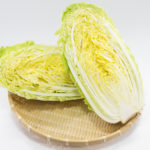 冬の味覚　白菜　真ん中から食べると美味しさが長持ち